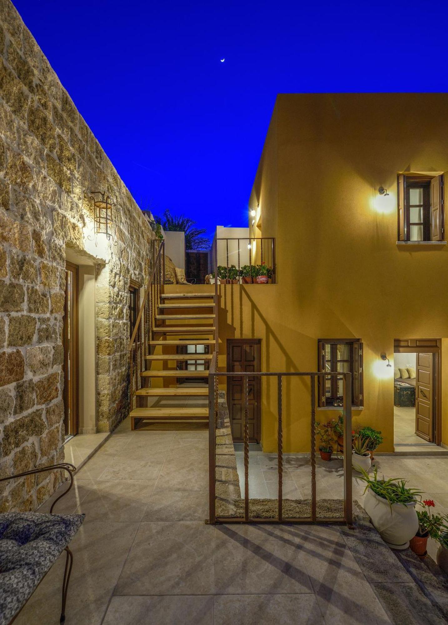 Spanish Knights Inn Rhodes City Exteriör bild