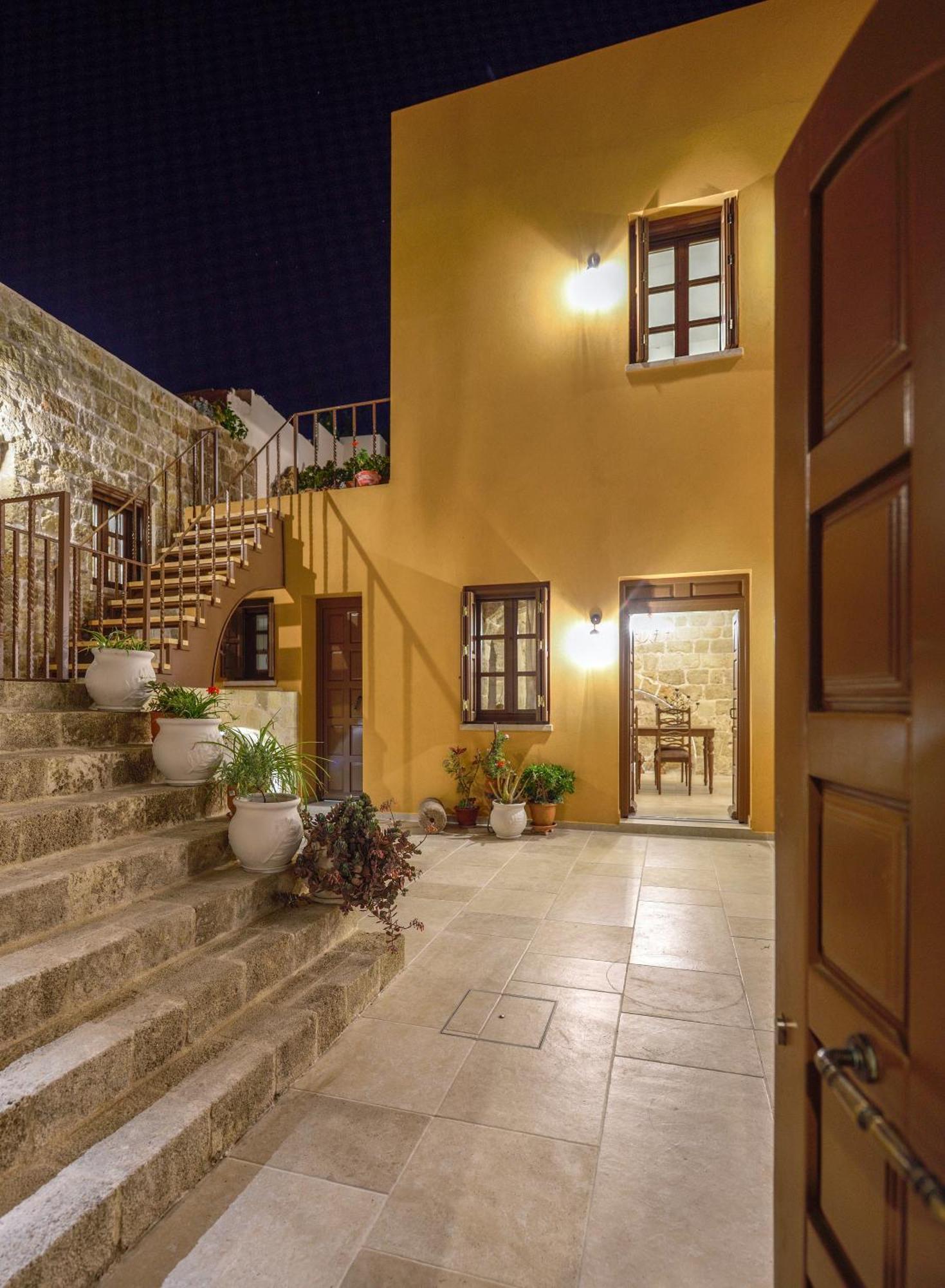 Spanish Knights Inn Rhodes City Exteriör bild